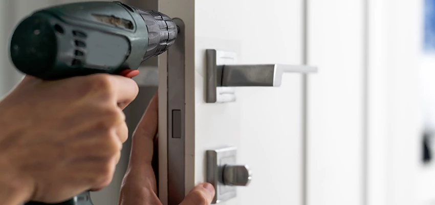 Locksmith For Lock Replacement Near Me in Palos Verdes Estates, CA
